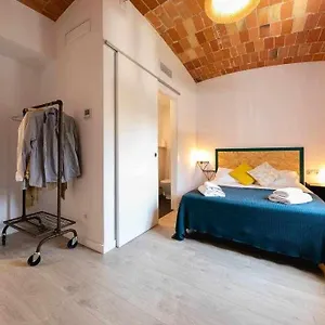 Newly Renovated W Pool & Bikeparking , Gerona Spanien